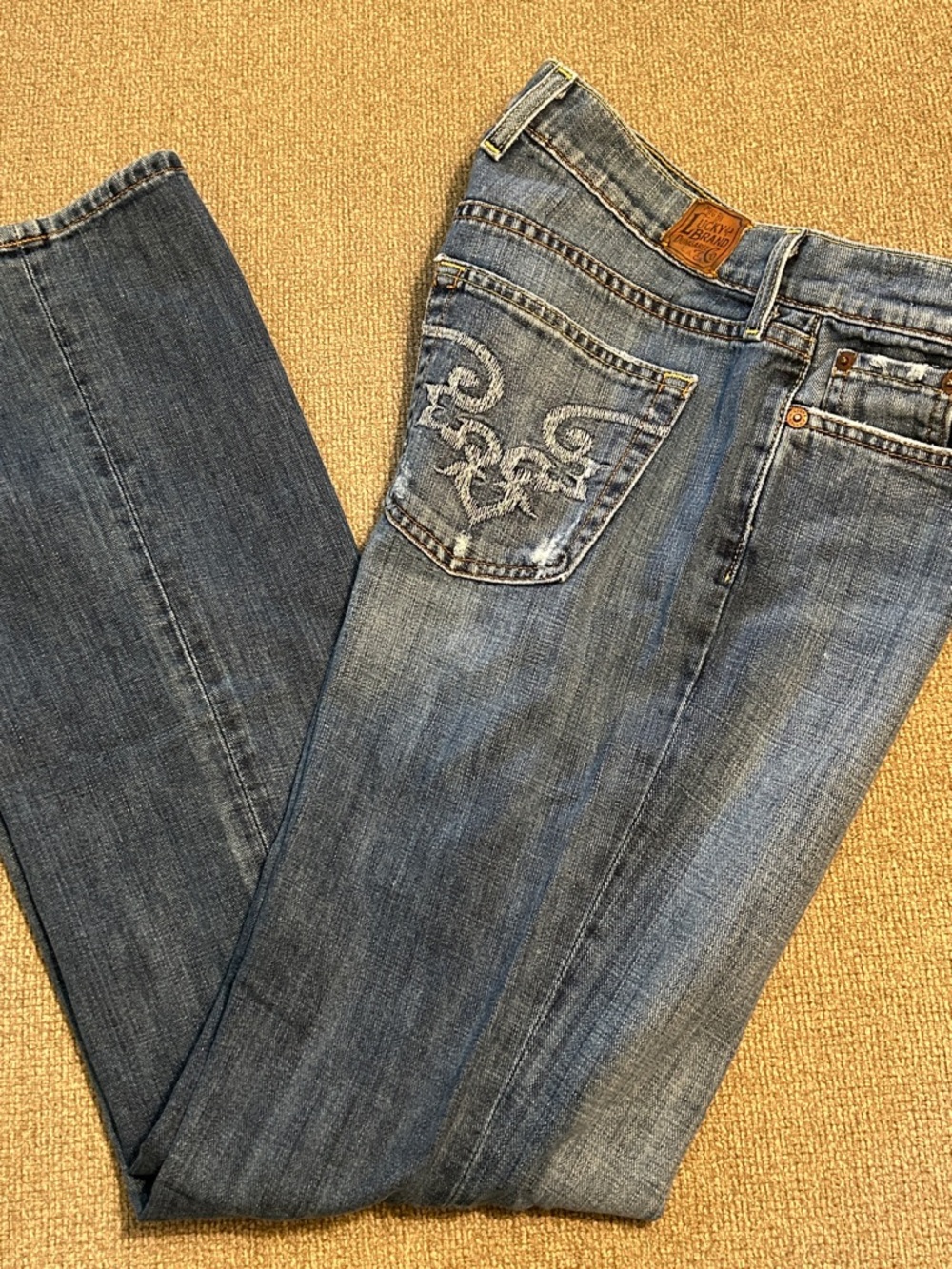 Women’s Lucky Brand Blue Denim Jeans Classic Rider Boot Cut Embroidery 8/29